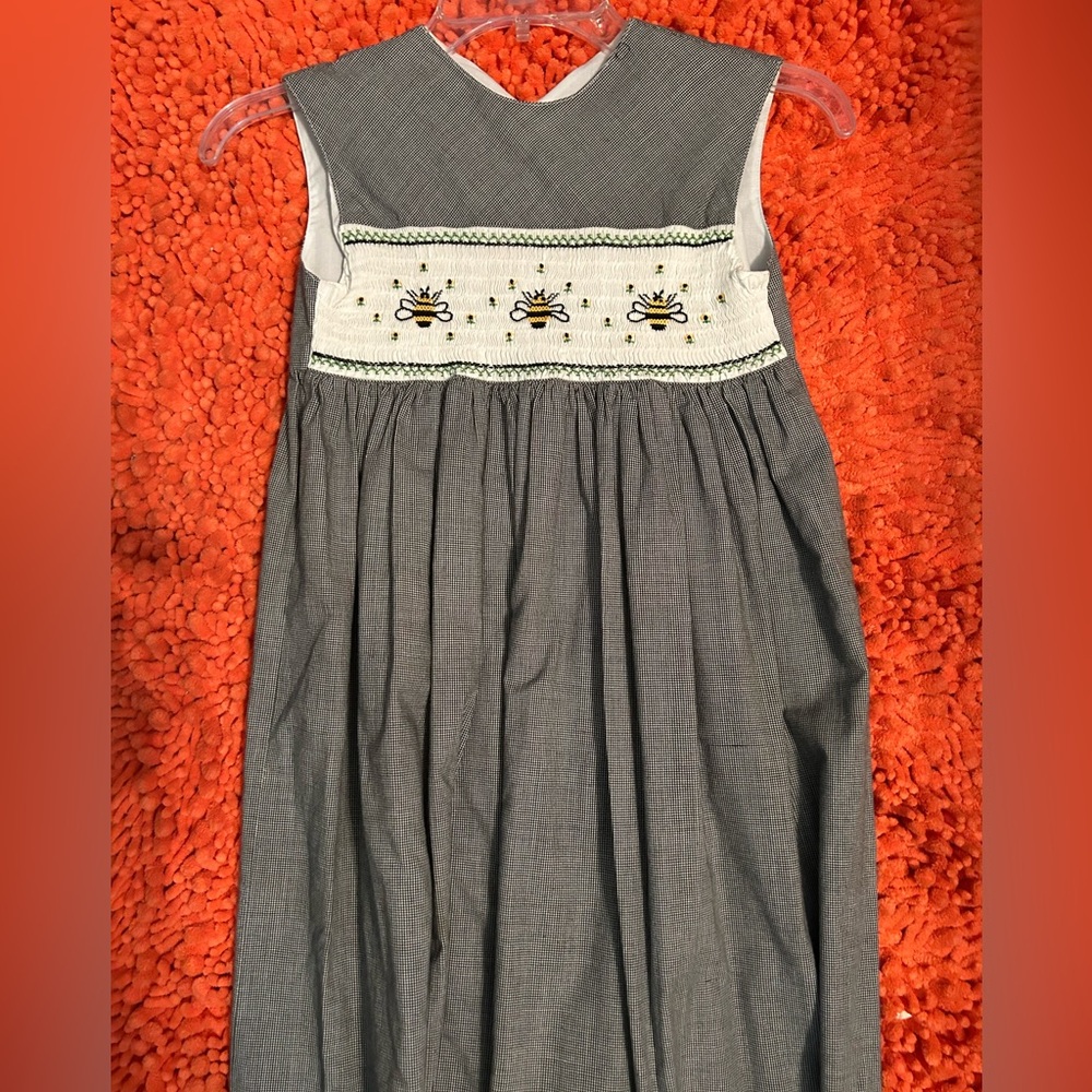 Smocked Bee Detail Black & White Ginham Check  Girls Dress Size 7